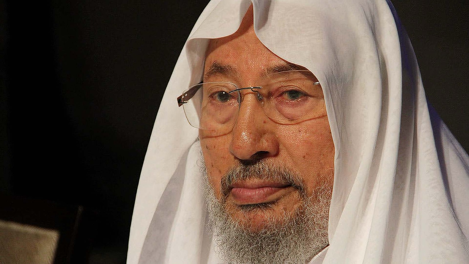 كلمة وفاء – بين يدي يوسف القرضاوي